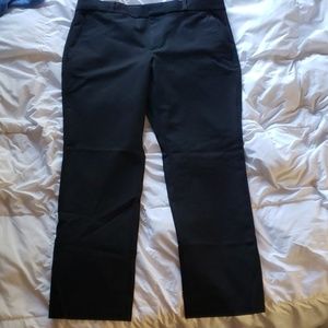 Black capri black stretch pants